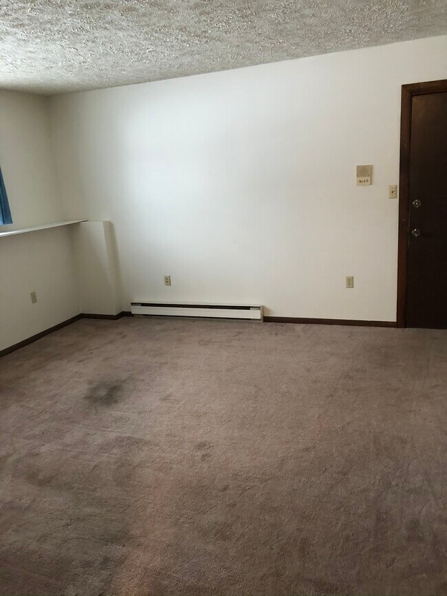 Photo - 1100 Northland Dr Unit 2