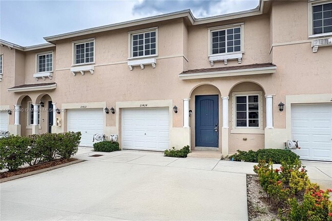 Building Photo - 21424 NW 13th Ave Unit 21424 Rental