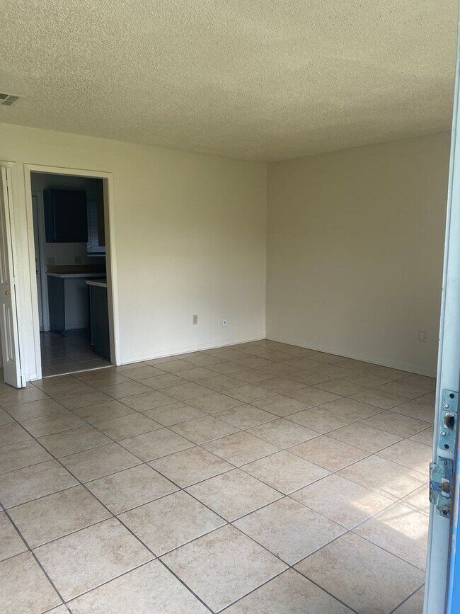 1658 Starboard Dr Unit 1658-D
