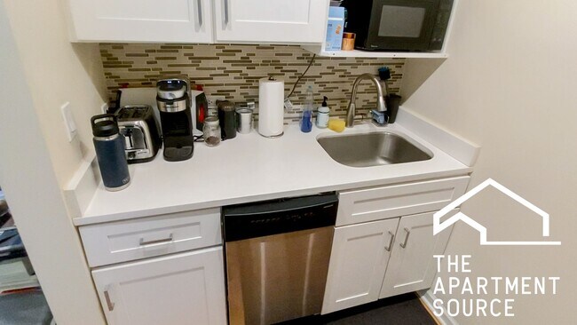 Photo - 2520 W Leland Ave Unit C3