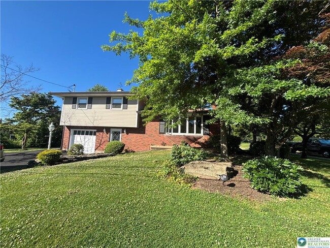 Photo - 3200 Highland Dr