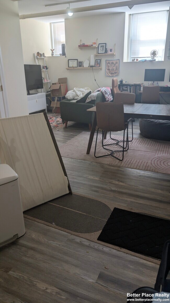 Photo - 9 A Summit Ave Unit 3