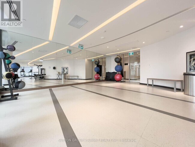 Photo - 11 Wellesley St W Unité 3006