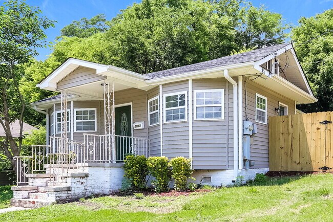 Photo - 5632 6th Ave S