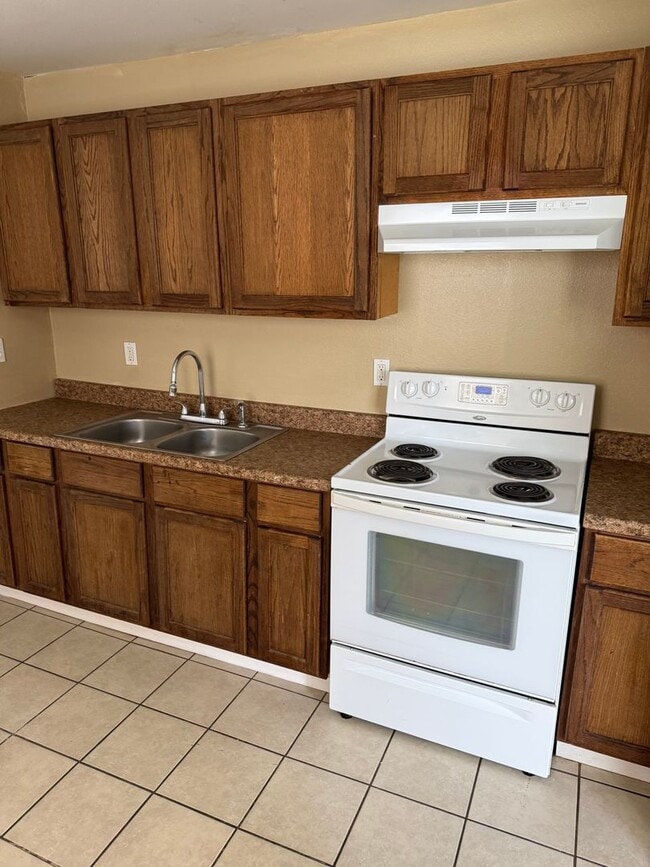 Photo - 5730 Cameron Blvd Unit A