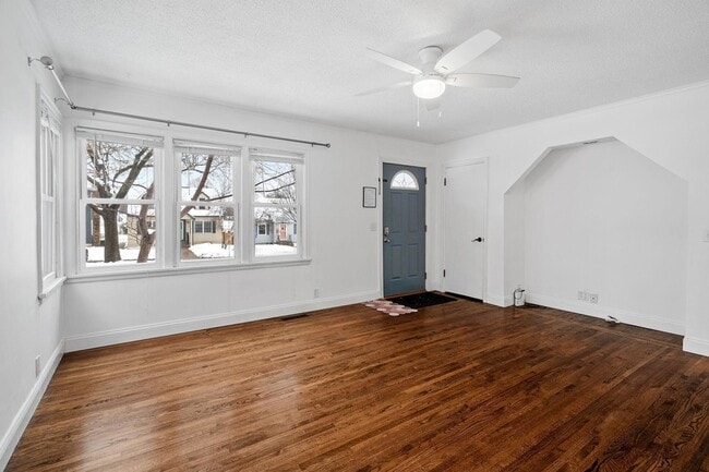Photo - 5705 Logan Ave S