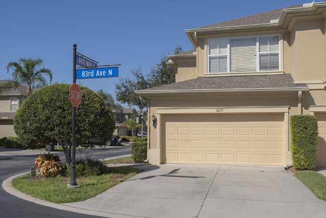 Photo - Pinellas Park, Gated Townhome Community 3/... Unidad Fackih: 6675