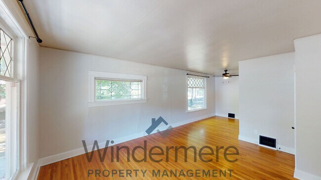 Photo - Alder601 Unit #1