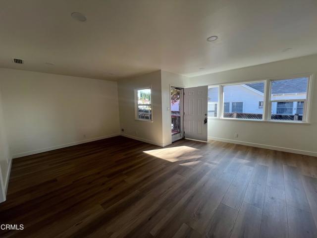 Photo - 133 Poinsettia Ave Townhome