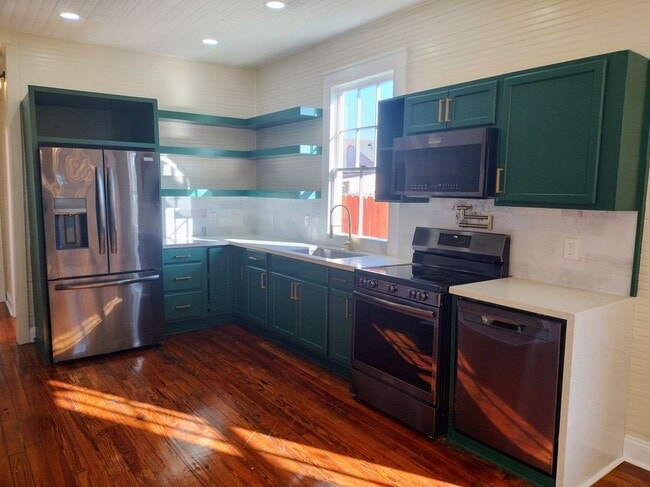 Photo - 2717 Loyola Ave