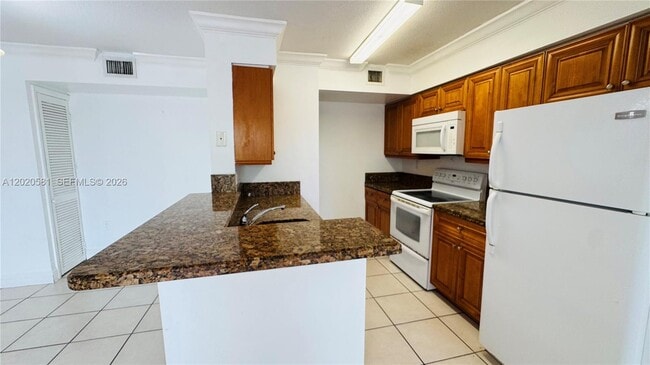 Photo - 15221 SW 80th St Unidad 406