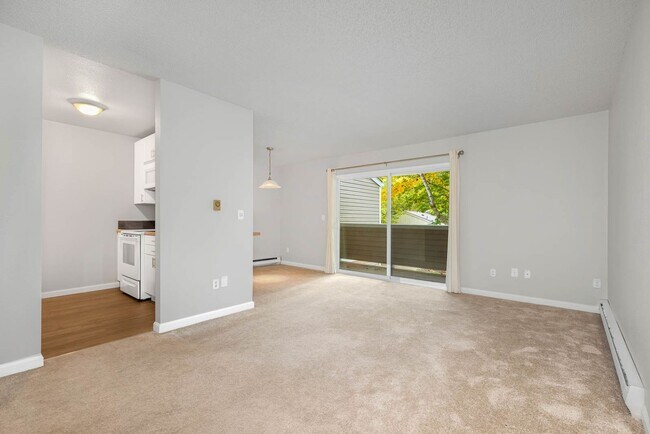 Photo - 12513 NE 130th Way Unit #C-204