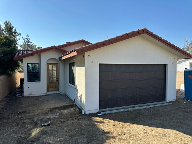 Building Photo - 9617 Monte Vista St Unit A