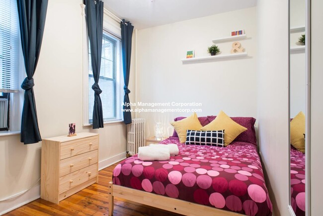 Photo - 56 Queensberry St Unit 3