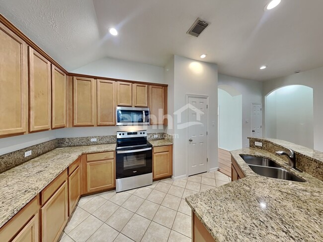 Photo - 30919 Blue Ridge Park Ln