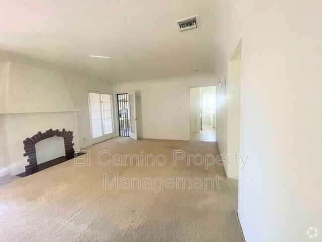 Building Photo - 5756 Pickering Ave Rental