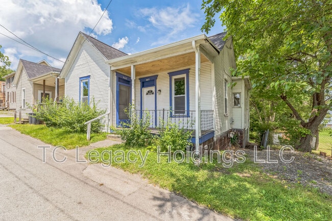 Photo - 907 Floral Ave