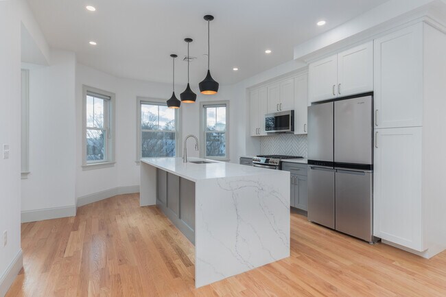 Photo - 18 Church St