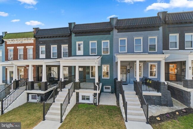 2639 Loyola Northway