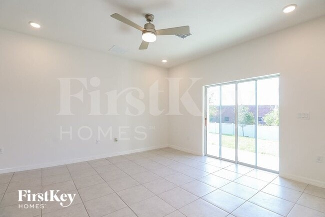 332 Corbel Ln