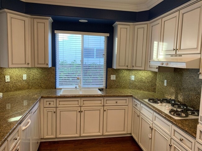 Photo - Lovely home in desirable Moorpark neighbor...