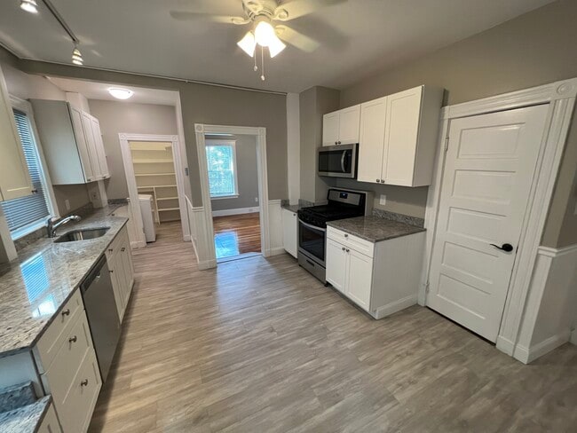 Photo - 51 Ibbetson St Unit 3