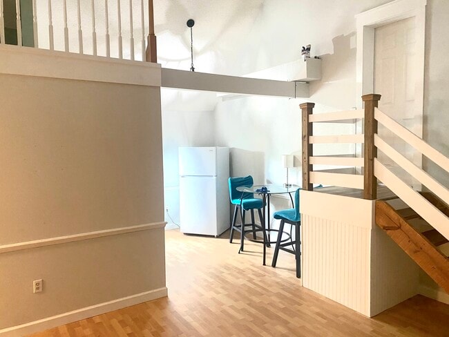 Photo - 7447 Hawkins Rd Unit 1