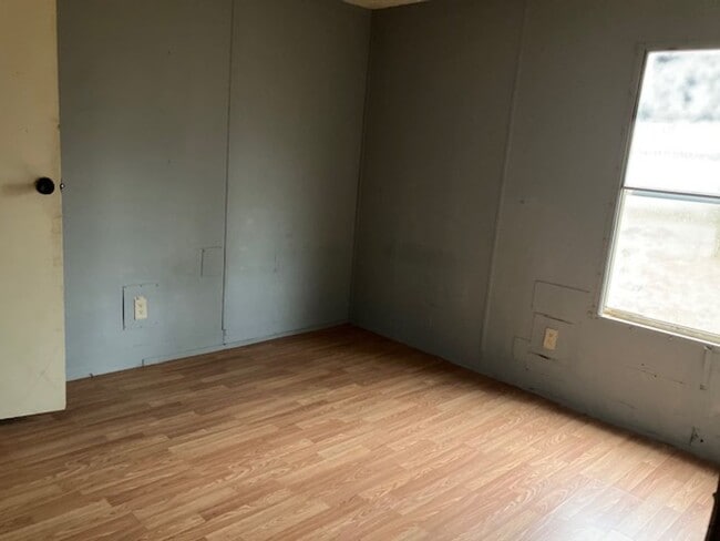 Photo - 2 BR 2 Bath 1,040 sq ft singlewide mobile ...