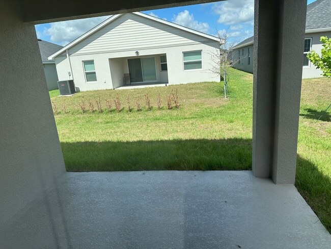 Photo - 4 Bedroom 2 Bathroom in Winter Haven