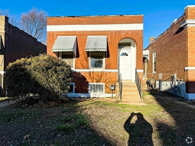 Building Photo - Nice single family 2 bedroom 1 bath home w...