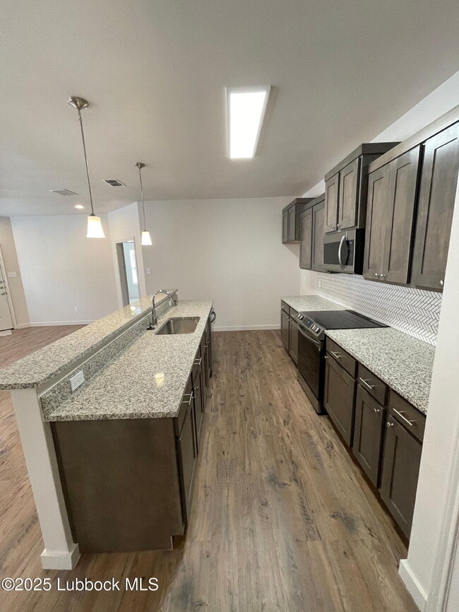 Photo - 2541 134th St