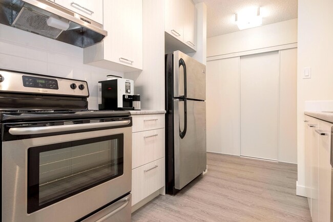 Riverbend Village Apartments