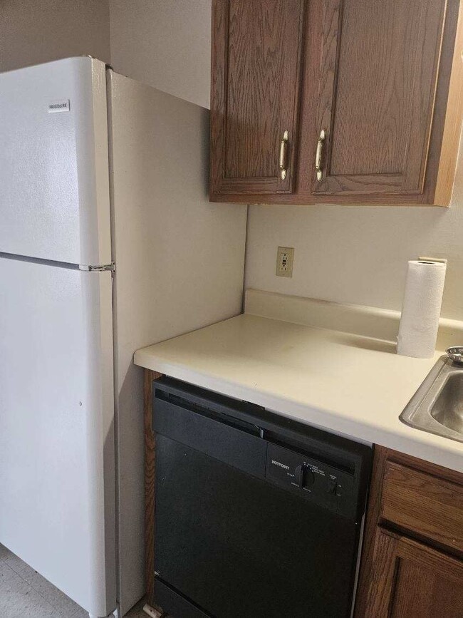 2304 Raleigh Ct