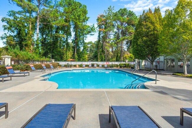 Poolside Sundeck at Lake St James