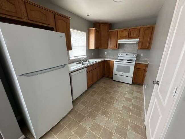 Photo - Aubrey Meadows Unit B