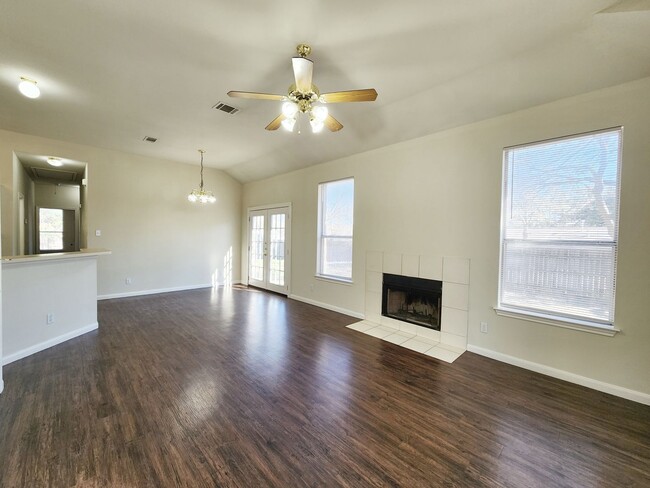 Photo - 1503 Cedar Park Dr Unit B