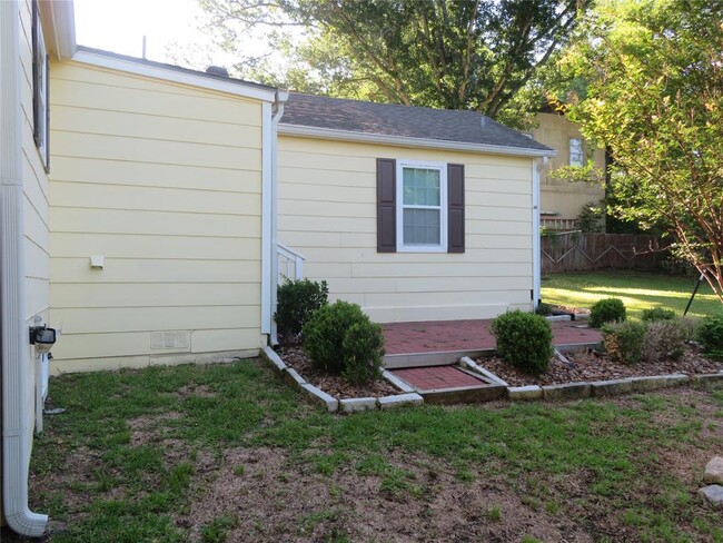 Photo - 1609-13 1/2 13th 1/2 St House