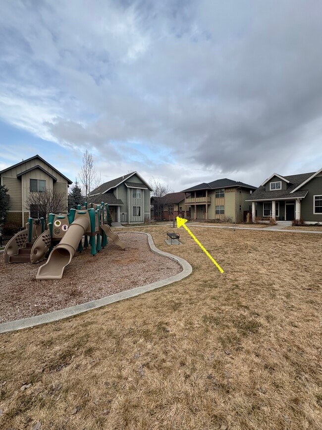 View from communal park - 2362 Milkhouse Ave