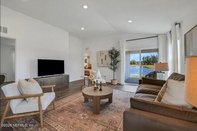 Photo - 3471 Humphrey St