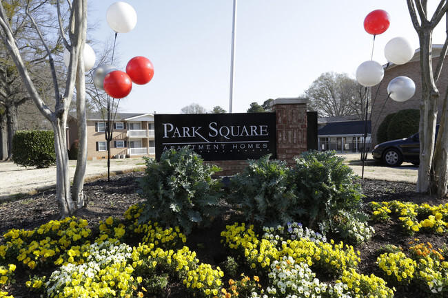 Park Square - Park Square Apartments