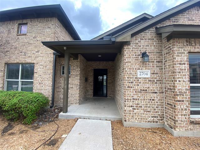 Photo - 2704 Gordon Ave