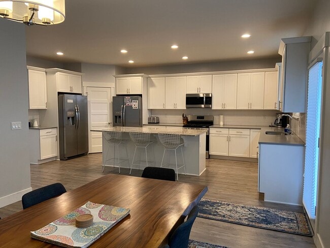 Photo - Furnished Home in the Heart of Hood River!