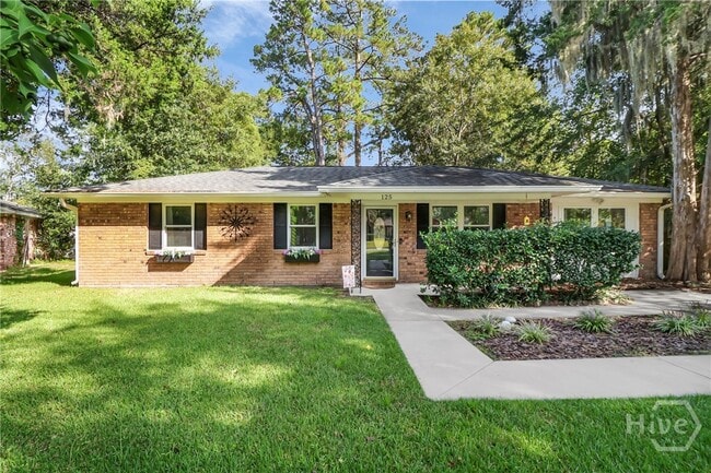 Building Photo - 125 Nassau Dr Rental