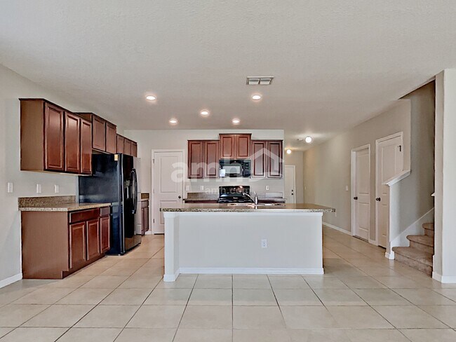 Photo - 214 English Heritage Pl