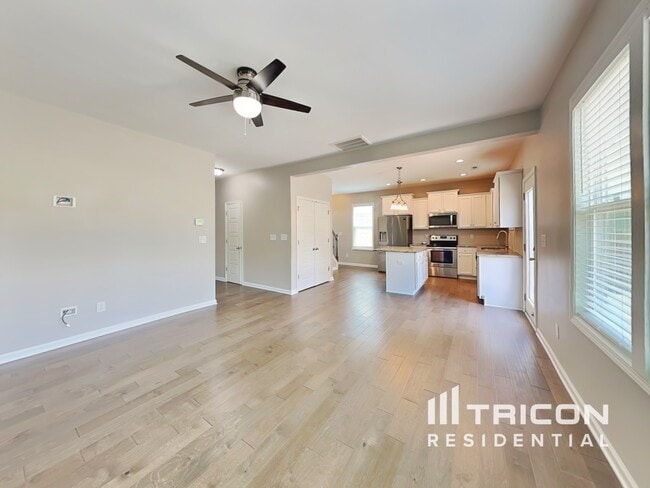 Photo - 277 Crawford Pkwy