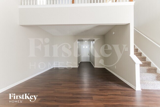Photo - 7126 Parklake Pl
