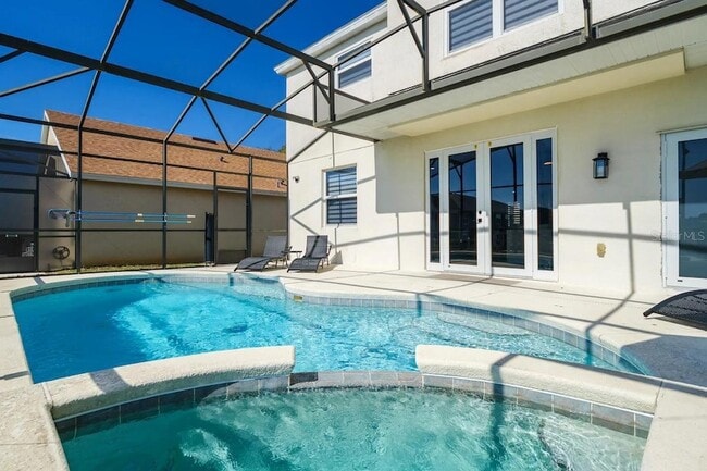 Photo - 434 Henley Cir