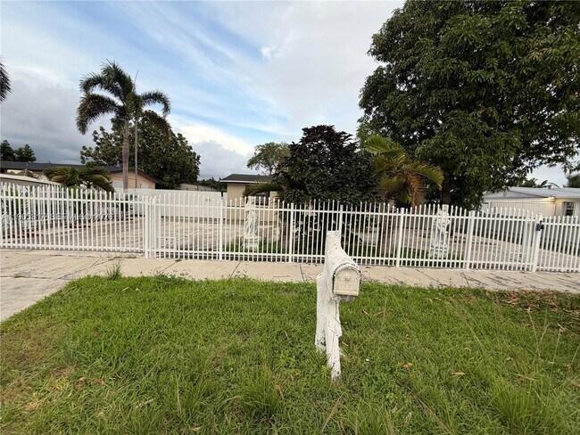 Photo - 29939 SW 159th Dr