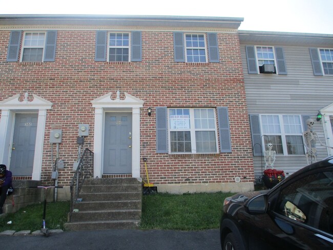 Economical 3BR Townhome - Northampton Scho... - Economical 3BR Townhome - Northampton Scho...