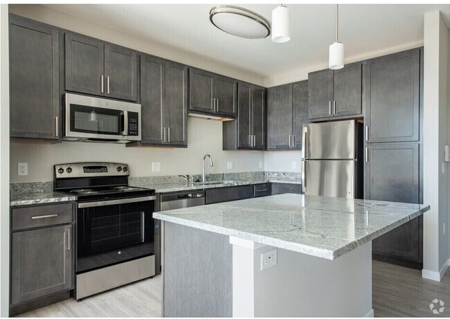 Building Photo - West End @ University Park Rental
